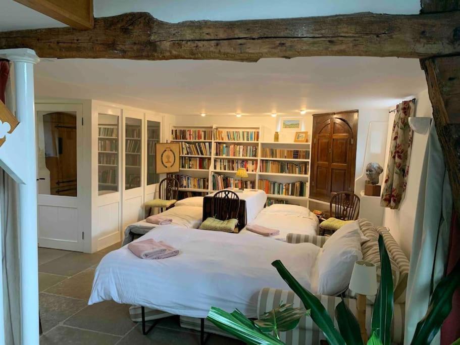 Unique 17C Listed Barn In A Shropshire Hamlet. Villa Albrighton Ngoại thất bức ảnh